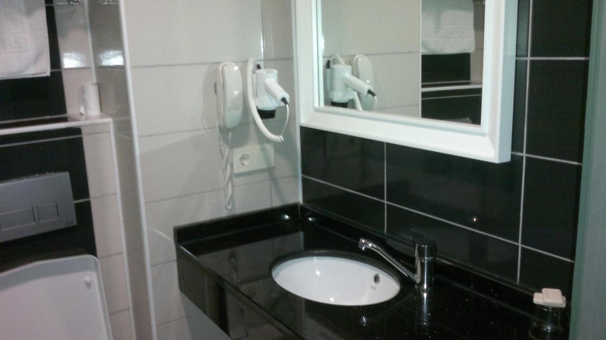 Ozpark Hotel Akşehir Buitenkant foto