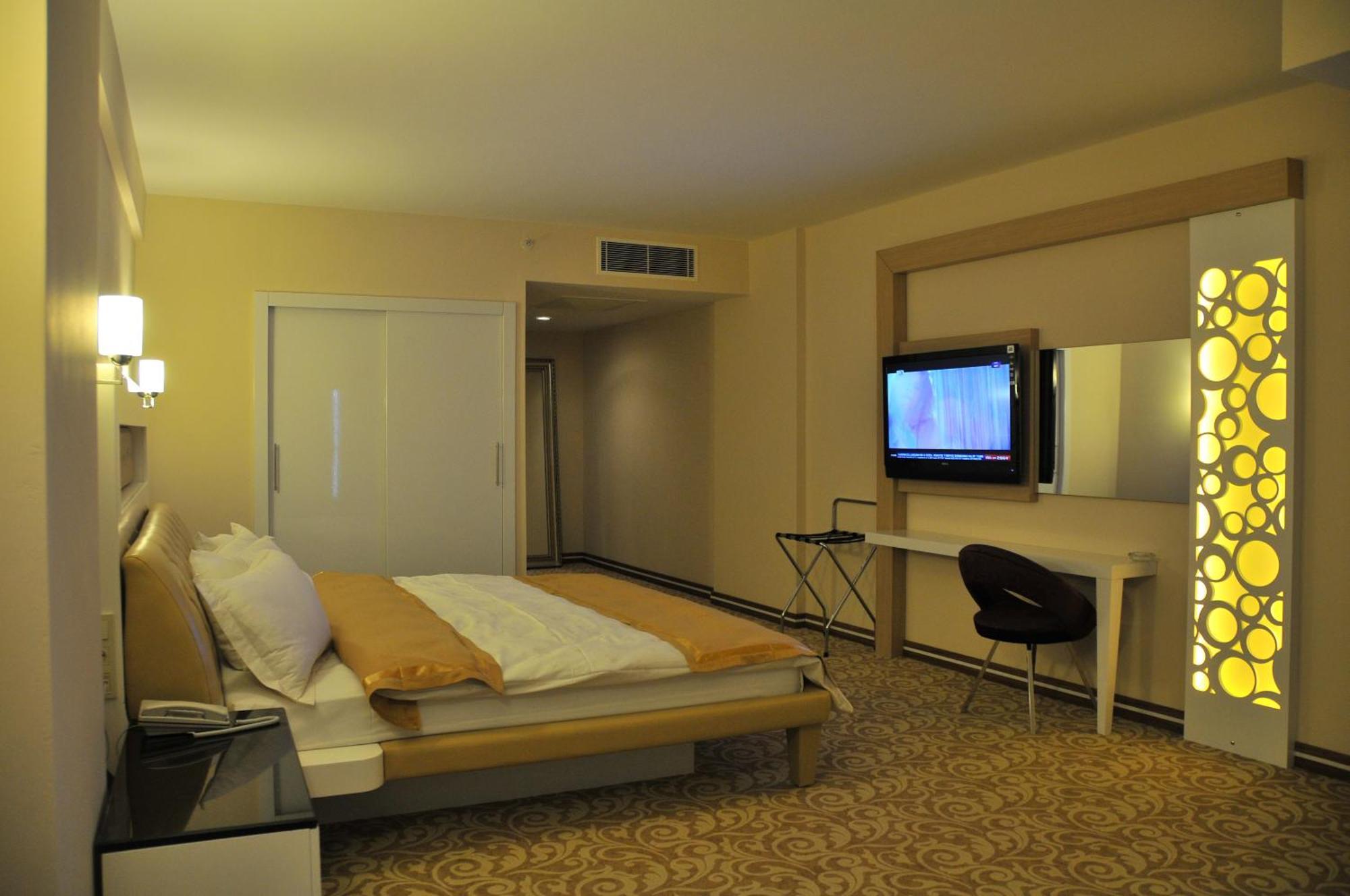 Ozpark Hotel Akşehir Buitenkant foto
