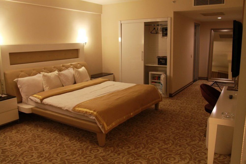 Ozpark Hotel Akşehir Buitenkant foto